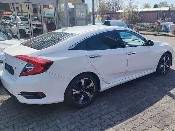 Honda Civic Civic Limousine 1.5 i-VTEC Turbo CVT Elegance